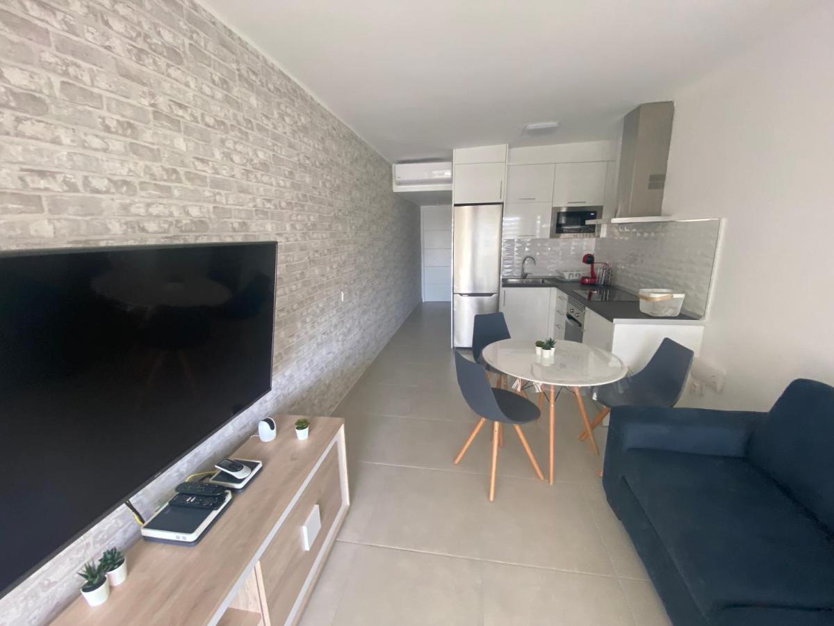 Apto Rebeca By Hh Aa, Wifi & Pool Costa Teguise Luaran gambar