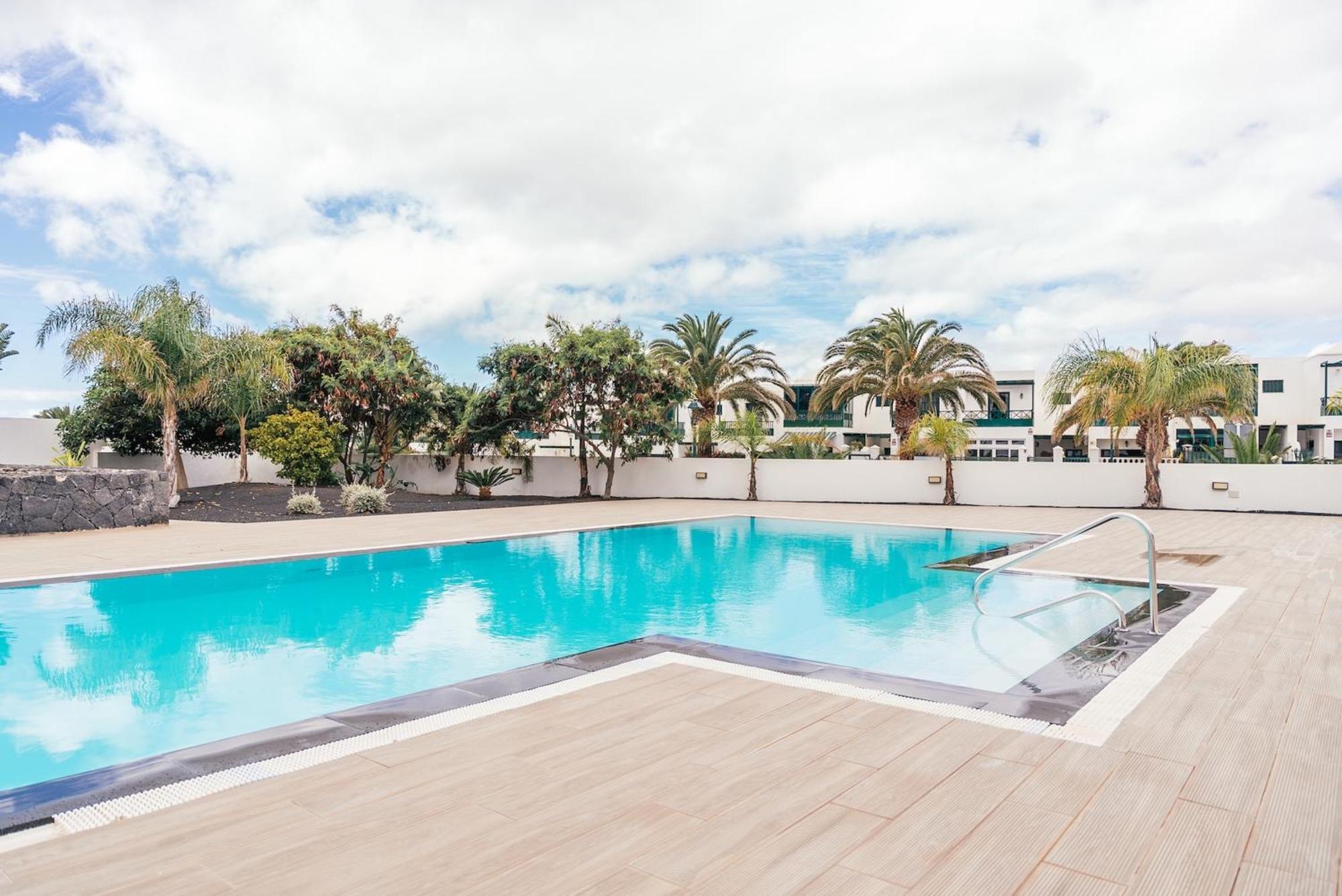 Apto Rebeca By Hh Aa, Wifi & Pool Costa Teguise Luaran gambar