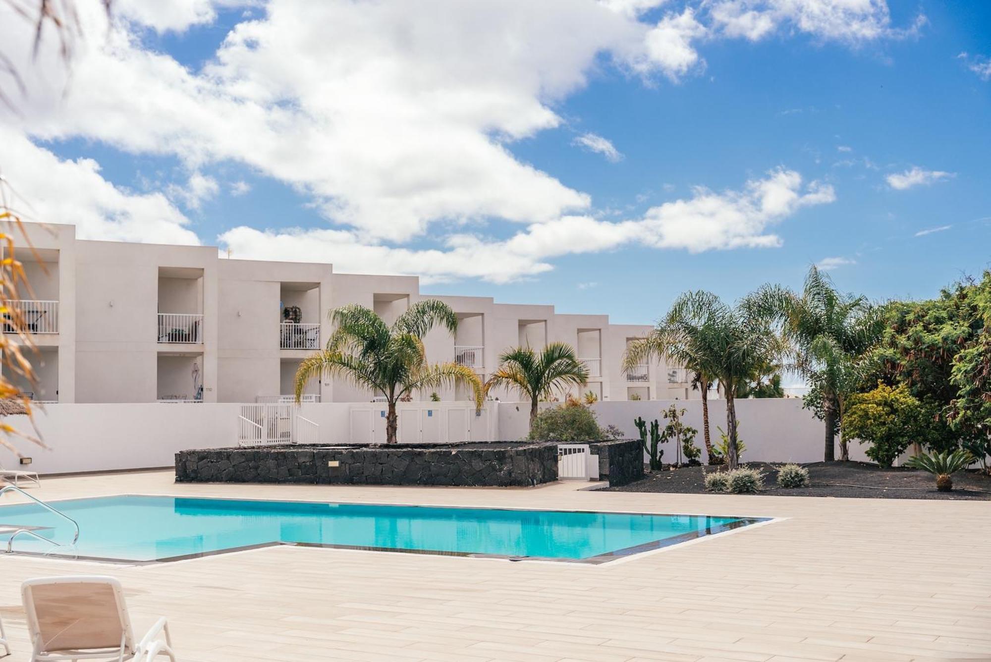 Apto Rebeca By Hh Aa, Wifi & Pool Costa Teguise Luaran gambar